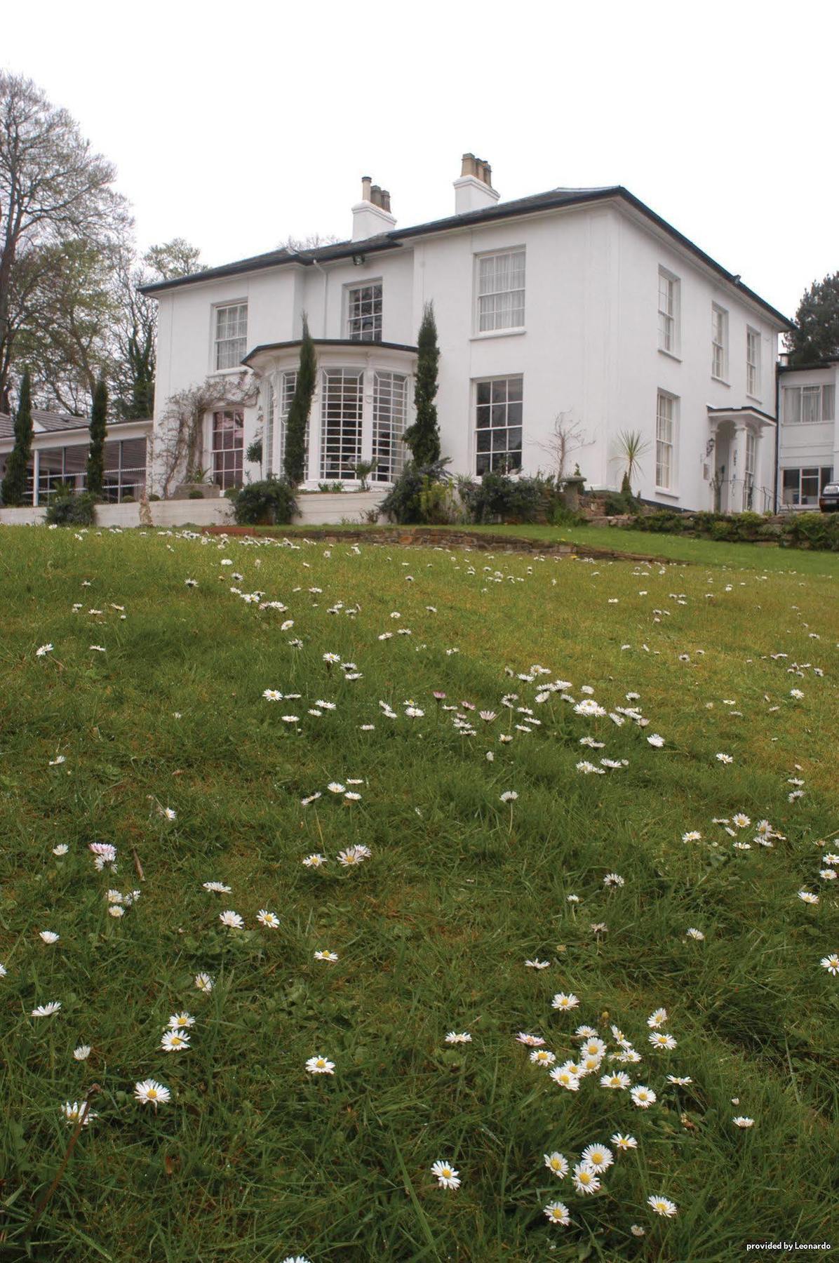 Hotel Penmere Manor 3*